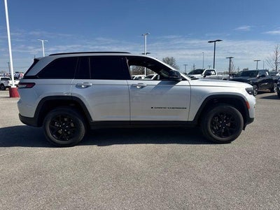 2025 Jeep Grand Cherokee Altitude 4x4