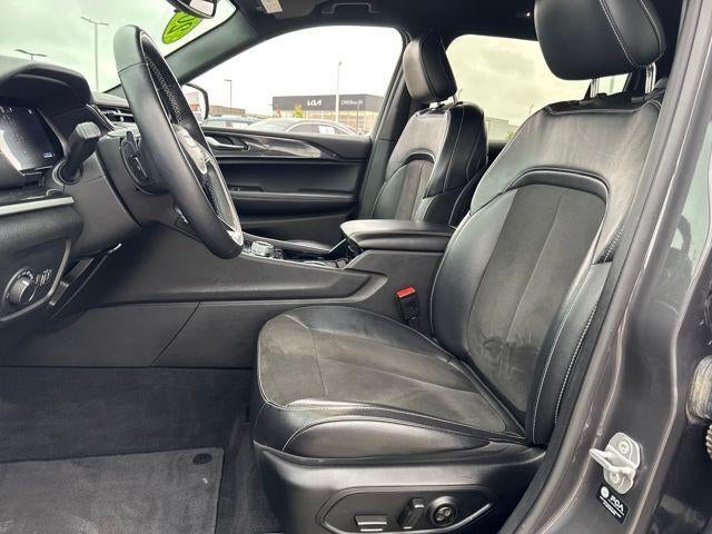 2022 Jeep Grand Cherokee L Altitude 4x2