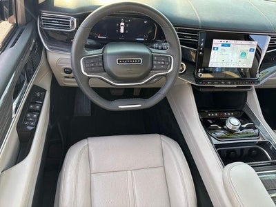 2022 Jeep Wagoneer Series III 4x4