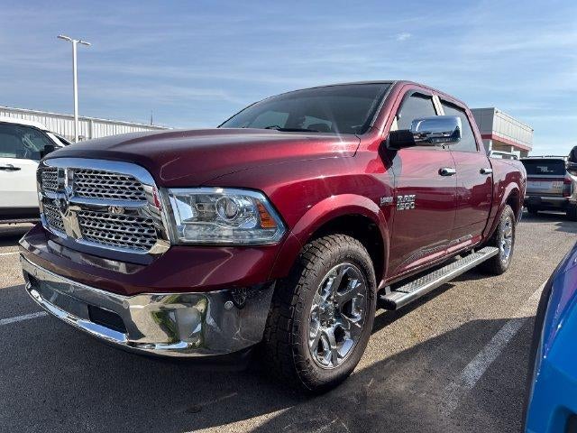 2017 RAM 1500 Laramie 4x4 Crew Cab 5'7" Box