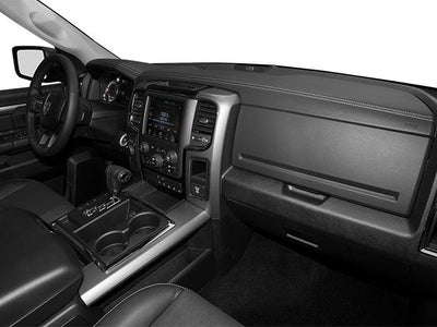 2013 RAM 1500 4WD Crew Cab 5.7 Ft Box Laramie