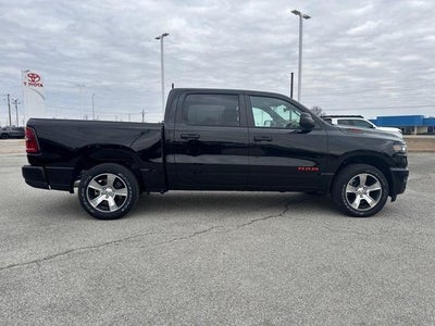 2025 RAM 1500 Tradesman 4x4 Crew Cab 5'7" Box