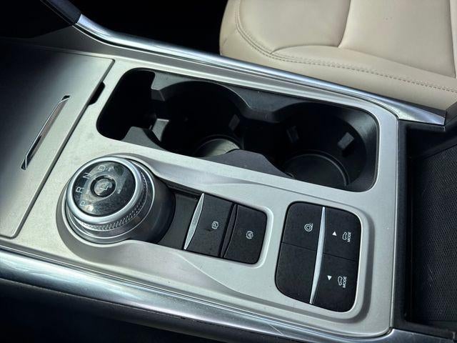 2022 Ford Explorer XLT RWD