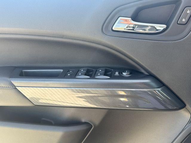 2022 GMC Canyon Crew Cab Short Box 4-Wheel Drive AT4 w/Leather