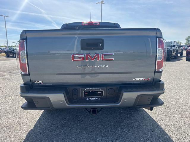 2022 GMC Canyon Crew Cab Short Box 4-Wheel Drive AT4 w/Leather
