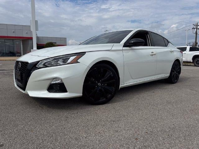 2022 Nissan Altima 2.5 SR Sedan