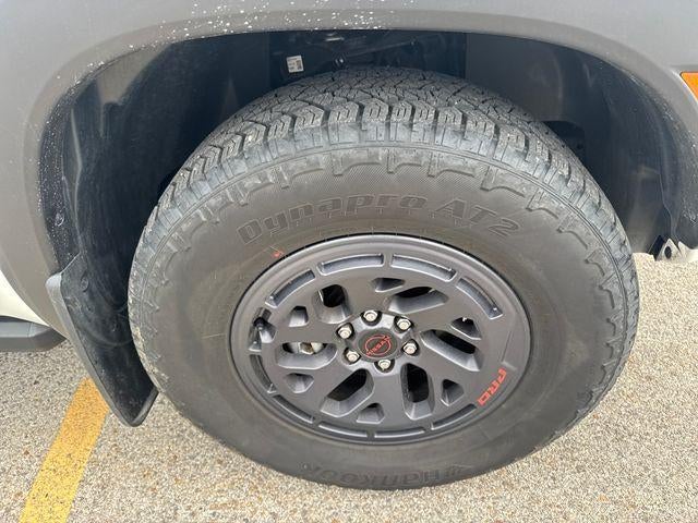 2025 Nissan Frontier Crew Cab 4x4 PRO-4X