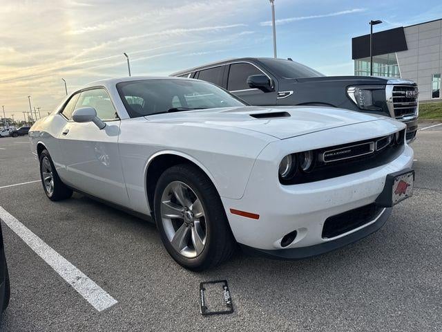 2019 Dodge Challenger SXT RWD
