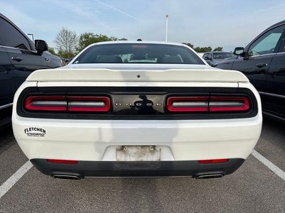 2019 Dodge Challenger SXT RWD