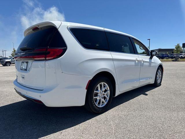 2023 Chrysler Pacifica Touring L FWD