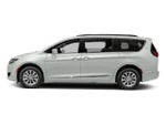 2017 Chrysler Pacifica Limited FWD