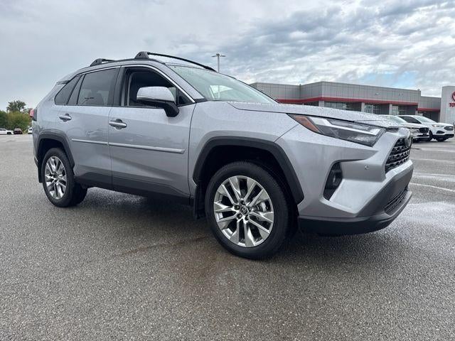 2025 Toyota RAV4 XLE Premium FWD (Natl)