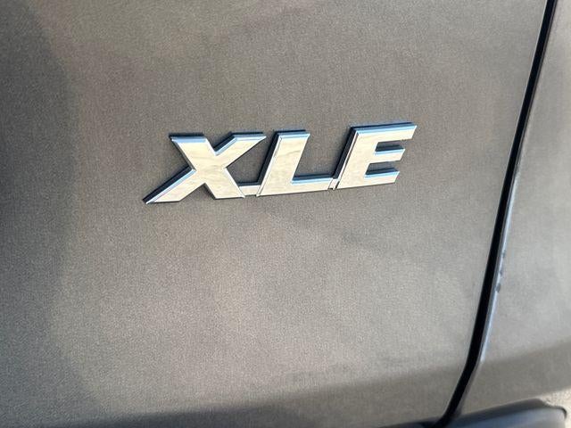 2022 Toyota RAV4 XLE Premium FWD (Natl)