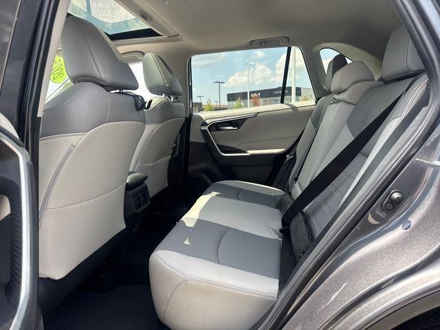 2025 Toyota RAV4 XLE Premium FWD (Natl)