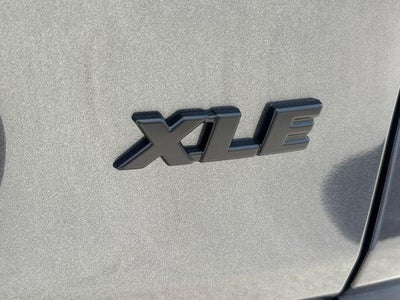 2025 Toyota RAV4 XLE Premium FWD (Natl)