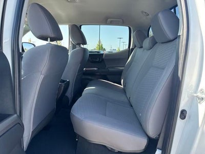 2022 Toyota Tacoma 2WD 2WD SR5 Double Cab 5' Bed V6 AT (GS)