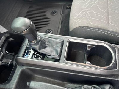 2023 Toyota Tacoma 4WD 4WD SR Double Cab 5' Bed V6 AT (GS)