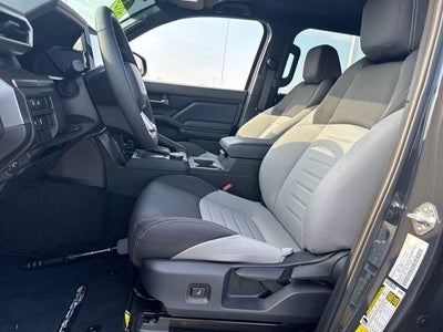 2025 Toyota Tacoma 2WD 2WD TRD Sport Double Cab 5' Bed AT (Natl)