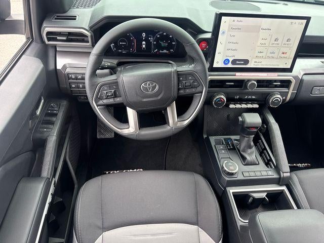 2026 Toyota Tacoma 2WD 2WD TRD Sport Double Cab 5' Bed AT (Natl)