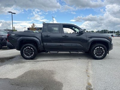 2026 Toyota Tacoma 2WD 2WD TRD Sport Double Cab 5' Bed AT (Natl)