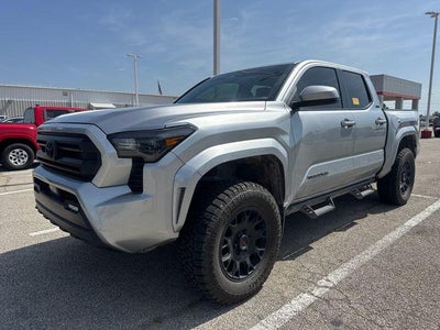 2024 Toyota Tacoma 4WD 4WD SR5 Double Cab 5' Bed AT (GS)