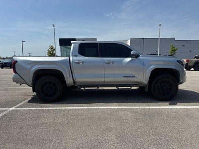 2024 Toyota Tacoma 4WD 4WD SR5 Double Cab 5' Bed AT (GS)
