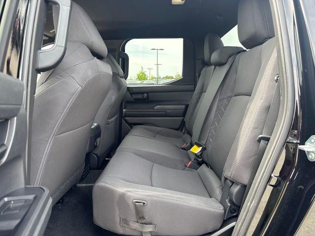2025 Toyota Tacoma 2WD 2WD SR5 Double Cab 5' Bed AT (SE)