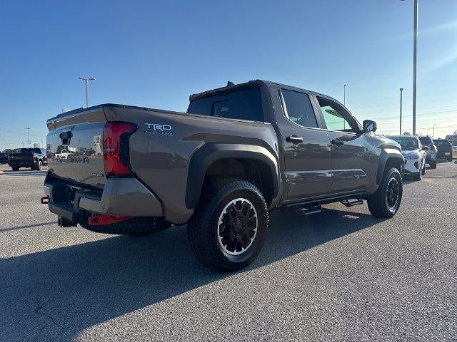 2026 Toyota Tacoma 4WD 4WD TRD Off Road Hybrid Double Cab 5' Bed AT (Natl)