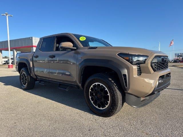 2026 Toyota Tacoma 4WD 4WD TRD Off Road Hybrid Double Cab 5' Bed AT (Natl)