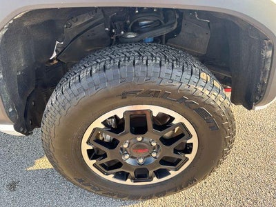 2025 Toyota Tacoma 4WD 4WD TRD Off Road Hybrid Double Cab 5' Bed AT (Natl)