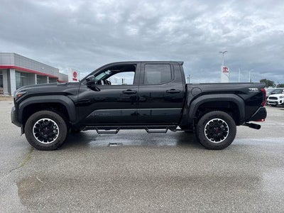 2026 Toyota Tacoma 4WD 4WD TRD Off Road Hybrid Double Cab 5' Bed AT (Natl)