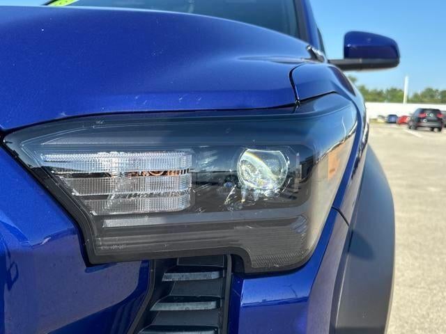 2025 Toyota Tacoma 4WD 4WD TRD Off Road Hybrid Double Cab 5' Bed AT (Natl)