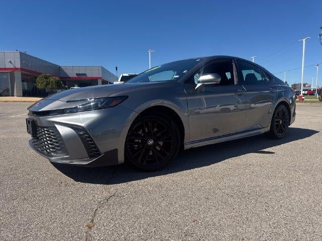 2025 Toyota Camry SE (SE)