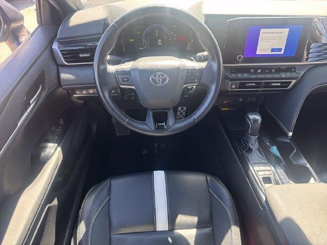 2025 Toyota Camry SE (SE)
