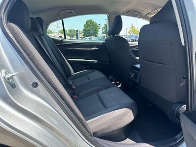 2025 Toyota Camry LE (SE)