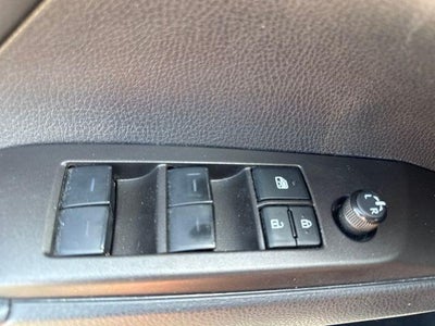 2023 Toyota Camry SE Auto (SE)