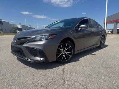 2023 Toyota Camry SE Auto (SE)
