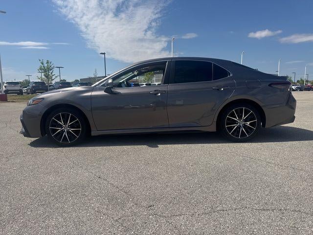 2023 Toyota Camry SE Auto (SE)