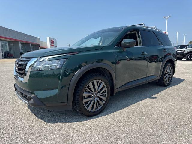 2022 Nissan Pathfinder SL 2WD