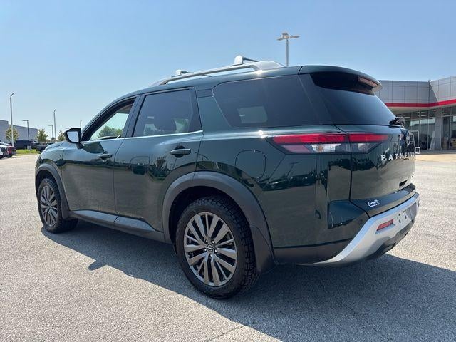 2022 Nissan Pathfinder SL 2WD