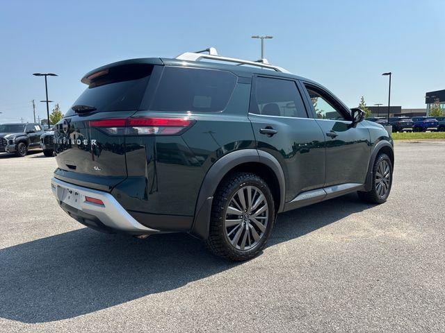 2022 Nissan Pathfinder SL 2WD