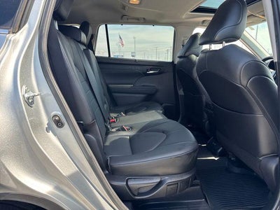 2021 Toyota Highlander XLE AWD (Natl)