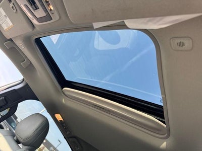 2025 Toyota Sienna XLE AWD 7-Passenger (Natl)