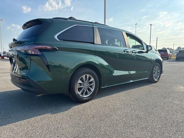 2025 Toyota Sienna XLE AWD 7-Passenger (Natl)