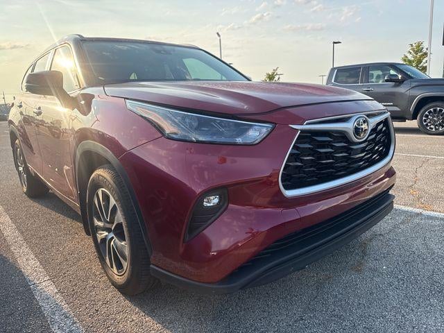 2024 Toyota Highlander XLE FWD (Natl)