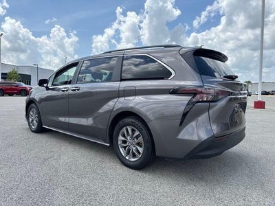 2024 Toyota Sienna XLE Autono-MaaS FWD 7-Passenger (Natl)