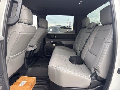 2026 Toyota Tundra 4WD 4WD Limited CrewMax 5.5' Bed (Natl)