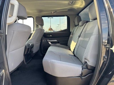 2023 Toyota Tundra 4WD 4WD SR5 CrewMax 5.5' Bed (SE)