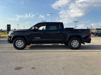 2023 Toyota Tundra 4WD 4WD SR5 CrewMax 5.5' Bed (SE)