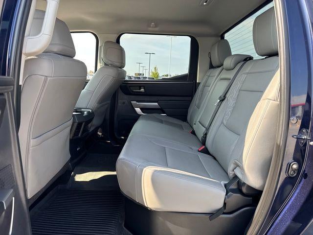 2023 Toyota Tundra 4WD 4WD SR5 CrewMax 5.5' Bed (SE)